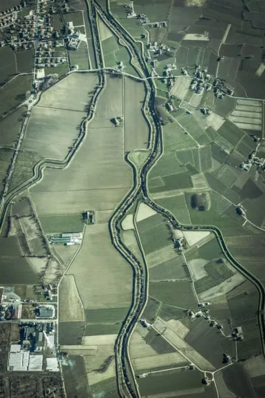 Vue arérienne sur des champs