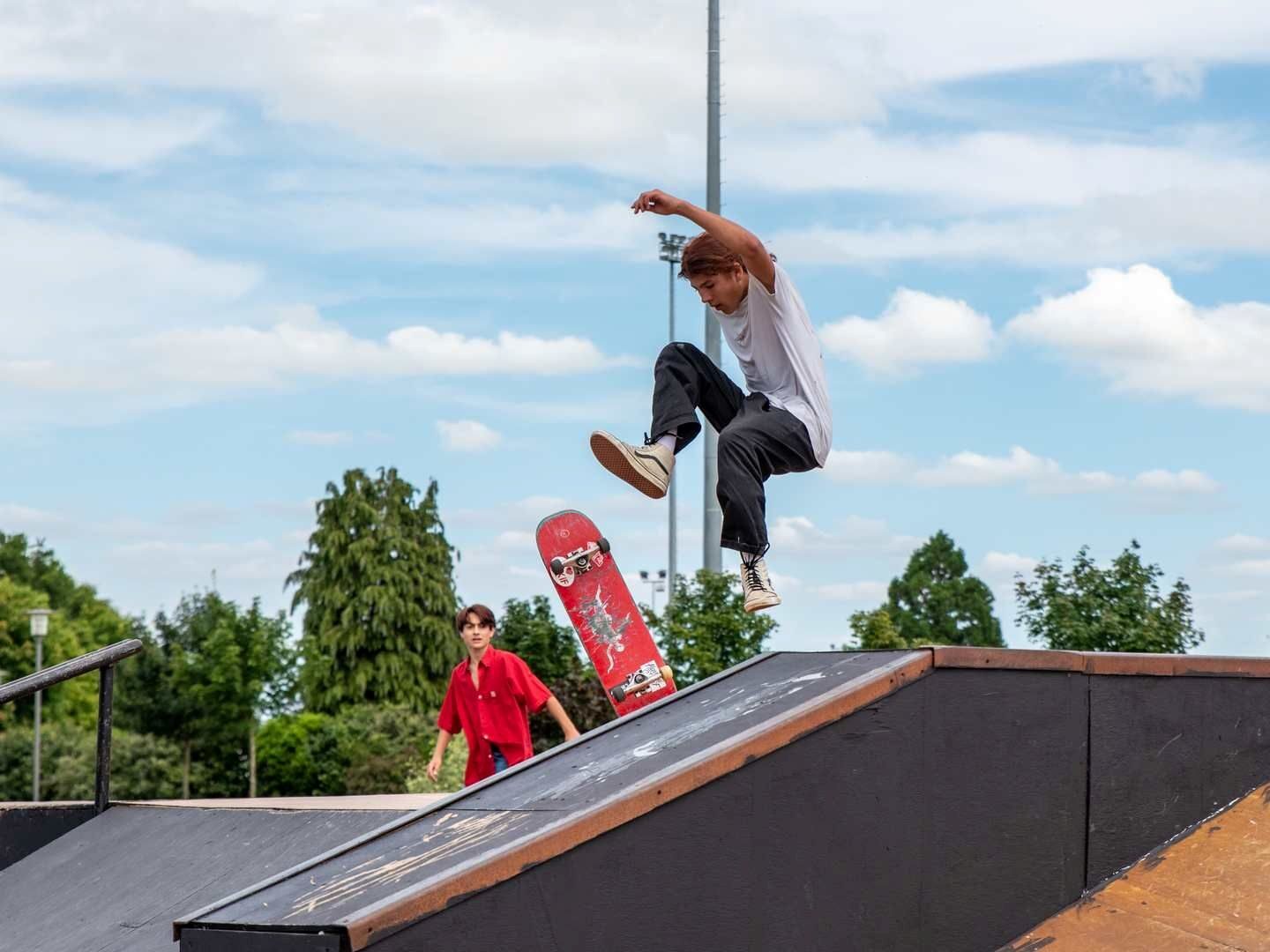 Jeune skater au Skate Park de Bressuire