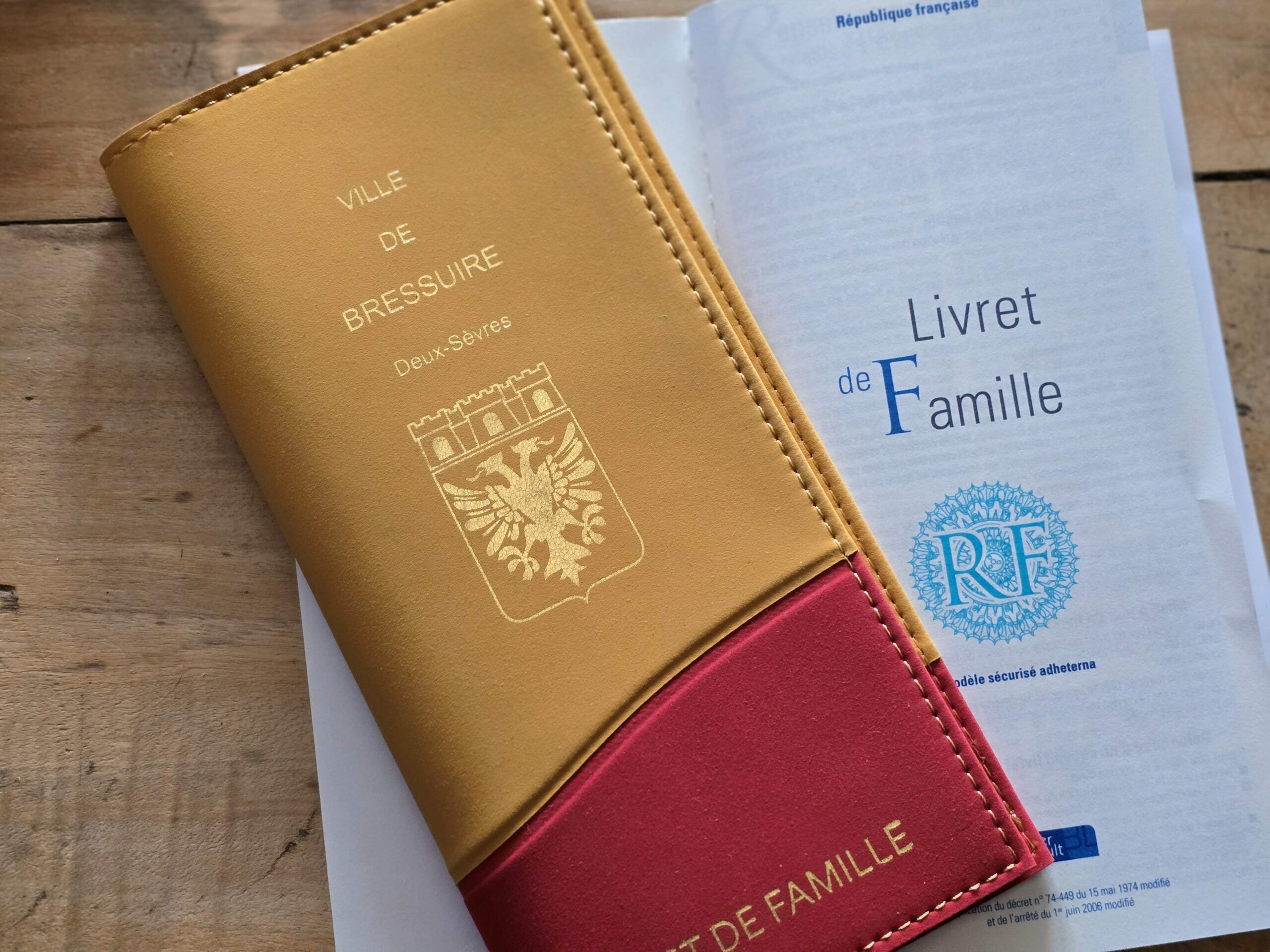Photo d'un livret de famille Ville de Bressuire
