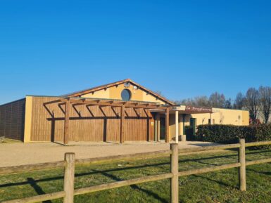 Salle municipale La Broglienne à Breuil-Chaussée - Vue extérieure