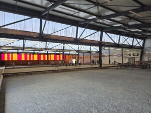 Bressuire - Boulodrome - Vue intérieure