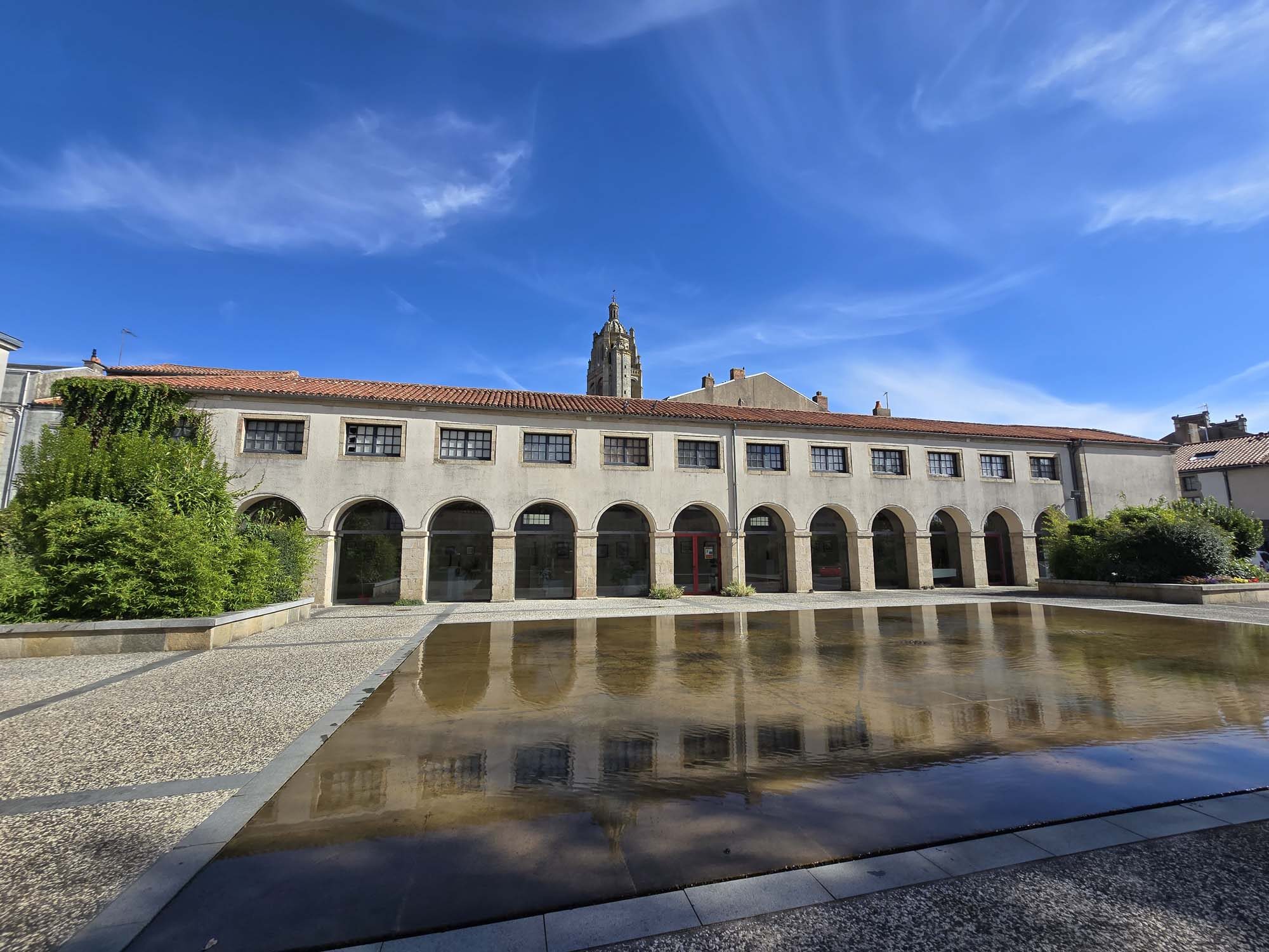 Bressuire - Galerie des Arcades