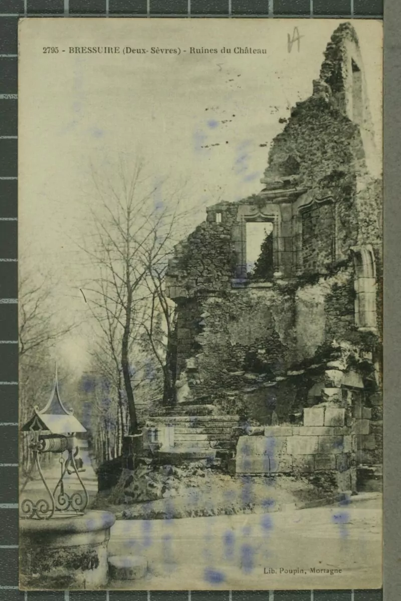 Château de Bressuire - Vue ancienne - © Archives Municipales de Bressuire - 11Fi 209